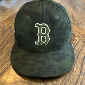 Boston Red Sox New Era Camo Fitted Armed Forces Hat, size 7 3/8, Military